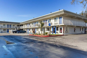  Motel 6 Hayward, CA- East Bay  Хэйвард